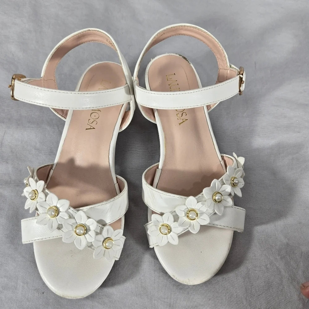 Laurmosa Girls' Open-Toe Floral Sandals with Ankle Strap Size 1 White Faux Pearl